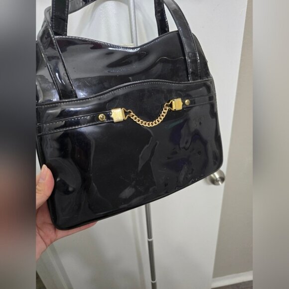 Black Patent Leather Handbag with Gold Chain Detail – Chic and Versatile - Picture 2 of 9